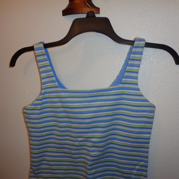 No Boundaries Tank Top with Shelf Bra Juniors Size Large - Picture 2 of 8